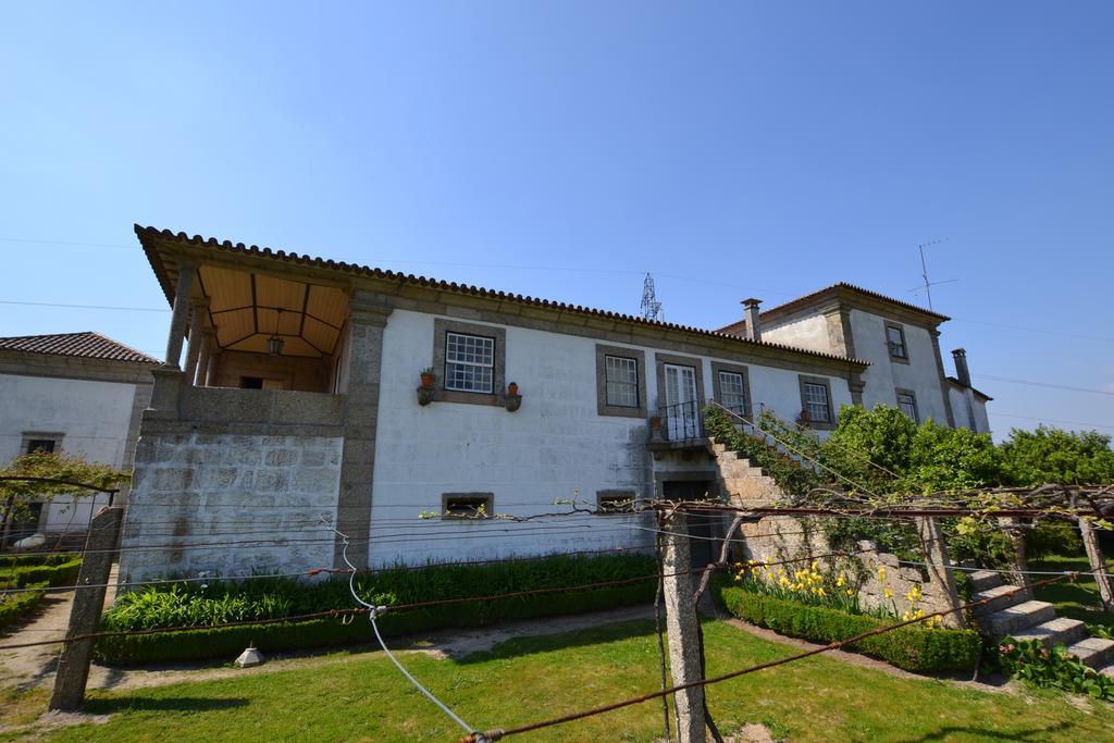 Casa Do Ribeiro Bed & Breakfast Guimaraes Bagian luar foto