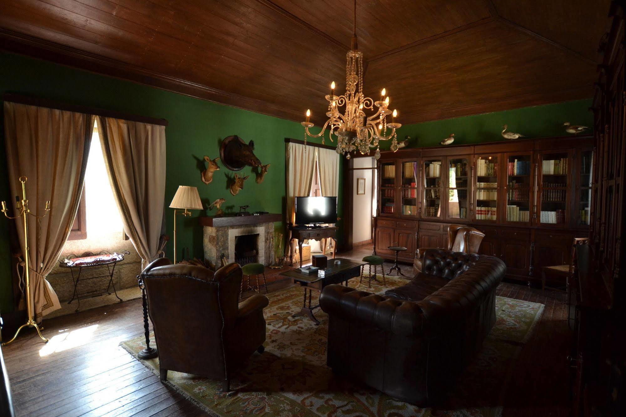 Casa Do Ribeiro Bed & Breakfast Guimaraes Bagian luar foto